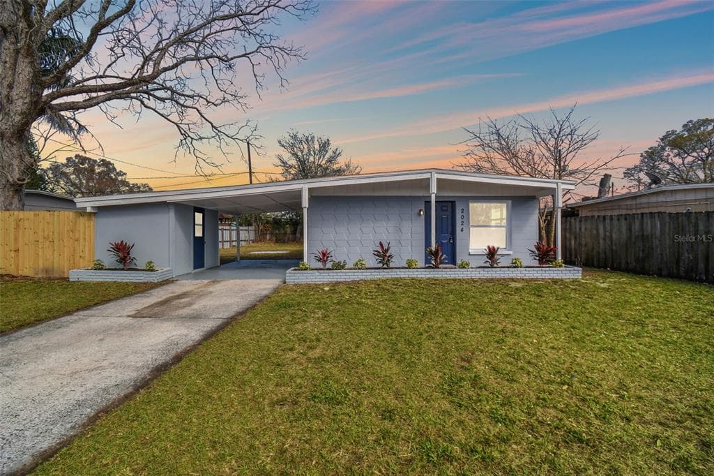 2024 WAIKIKI WAY TAMPA, FL 33619