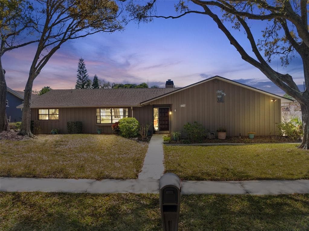 14450 87TH AVENUE SEMINOLE, FL 33776