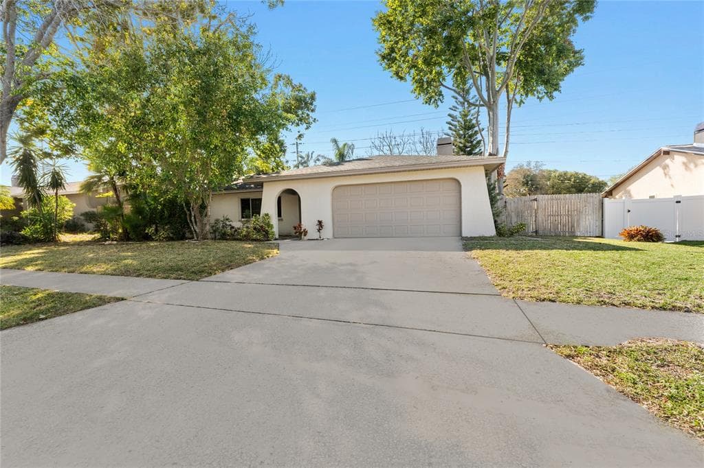 2120 CITRUS HILL LANE PALM HARBOR, FL 34683