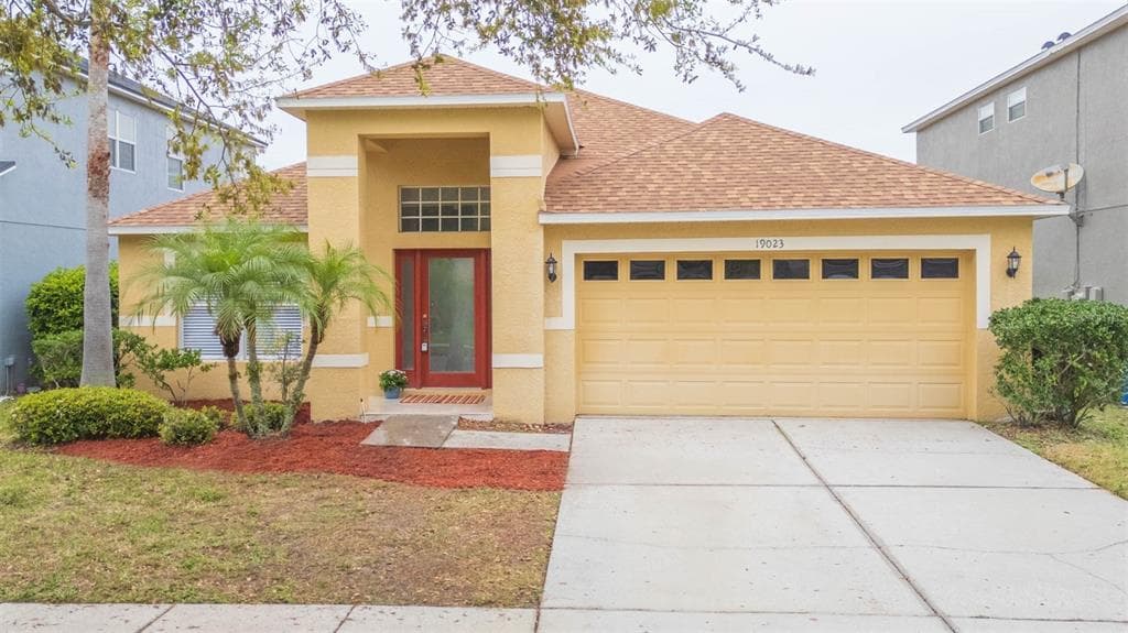 19023 FISHERMANS BEND DRIVE LUTZ, FL 33558