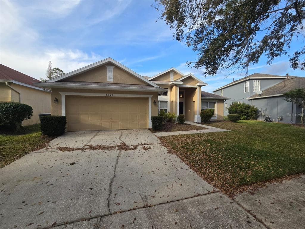 5826 HERONVIEW CRESCENT DRIVE LITHIA, FL 33547