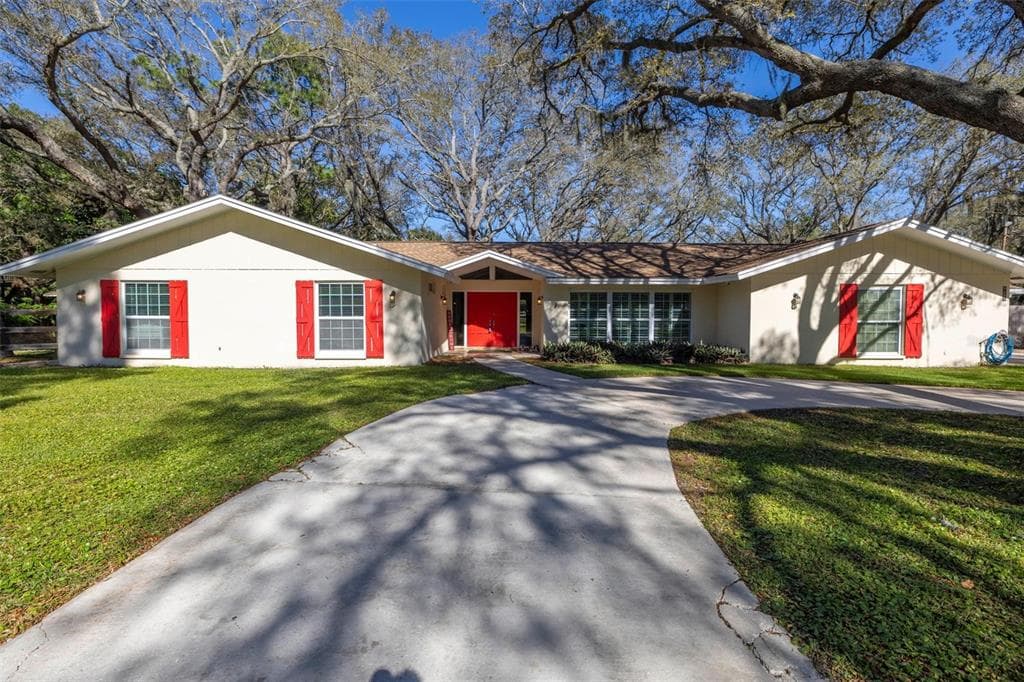 9695 125TH STREET SEMINOLE, FL 33772