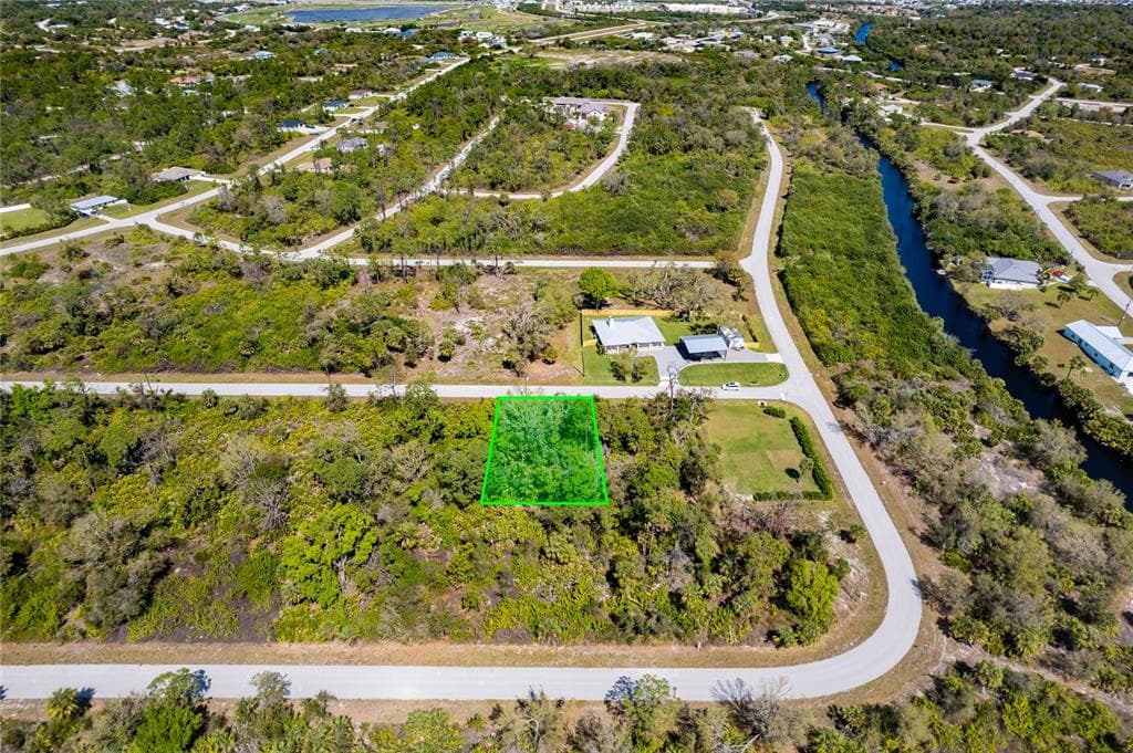 7609 COACH ROAD PORT CHARLOTTE, FL 33981