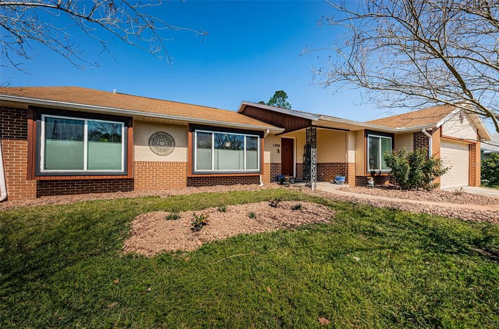 1700 GROVE MANOR BOULEVARD INVERNESS, FL 34452