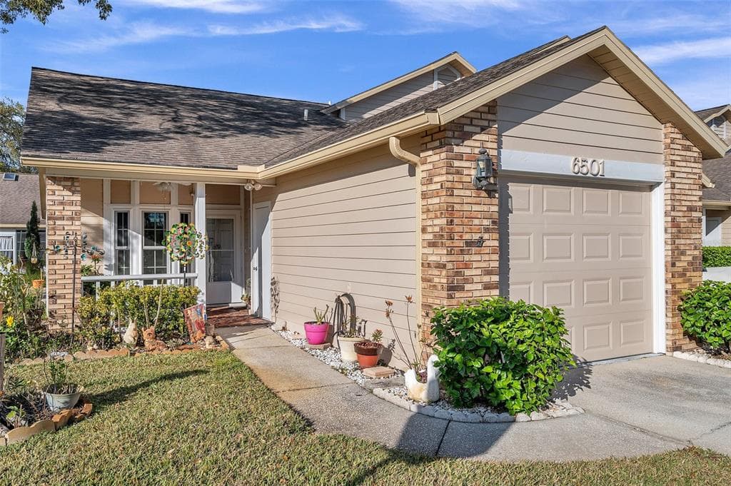 6501 THICKET TRL NEW PORT RICHEY, FL 34653