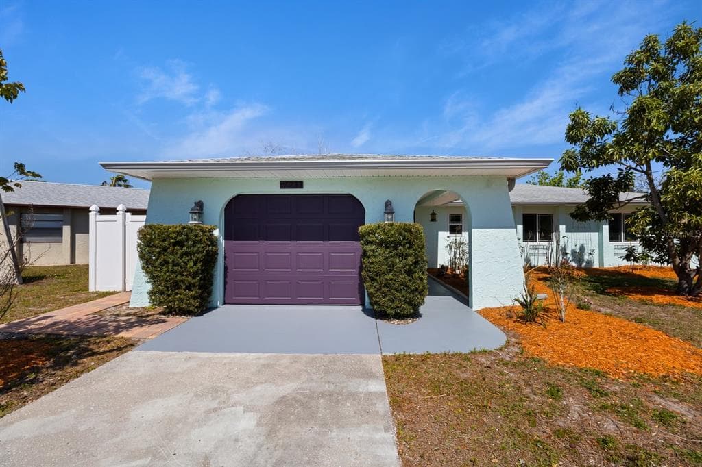 12233 SUGARWOOD COURT HUDSON, FL 34669