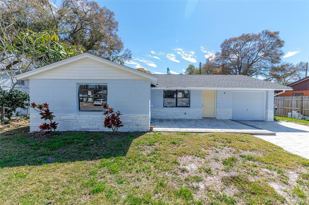 8336 91ST TERRACE SEMINOLE, FL 33778