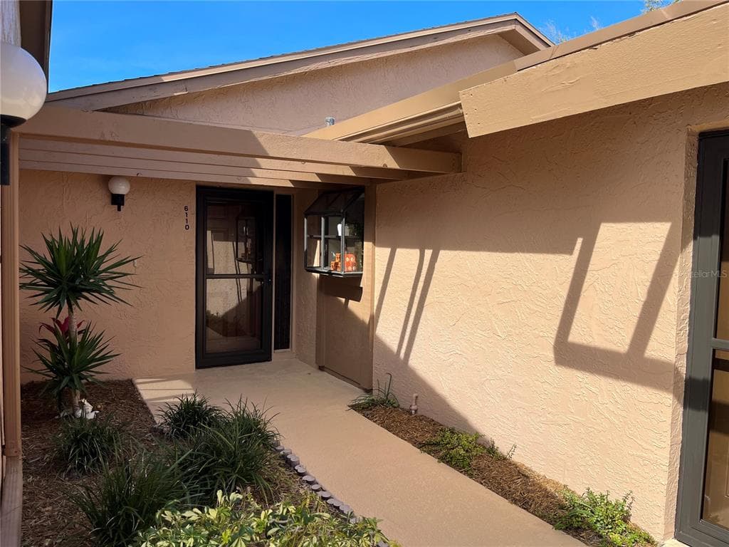 6110 29TH AVENUE W BRADENTON, FL 34209