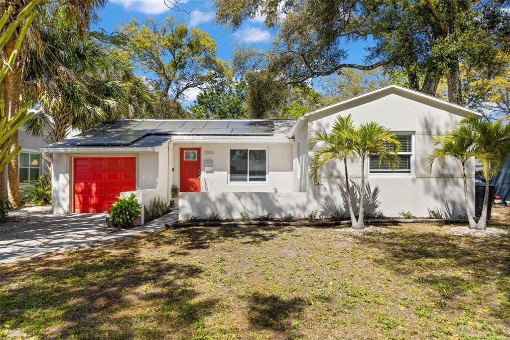 2003 25TH AVENUE N ST PETERSBURG, FL 33713