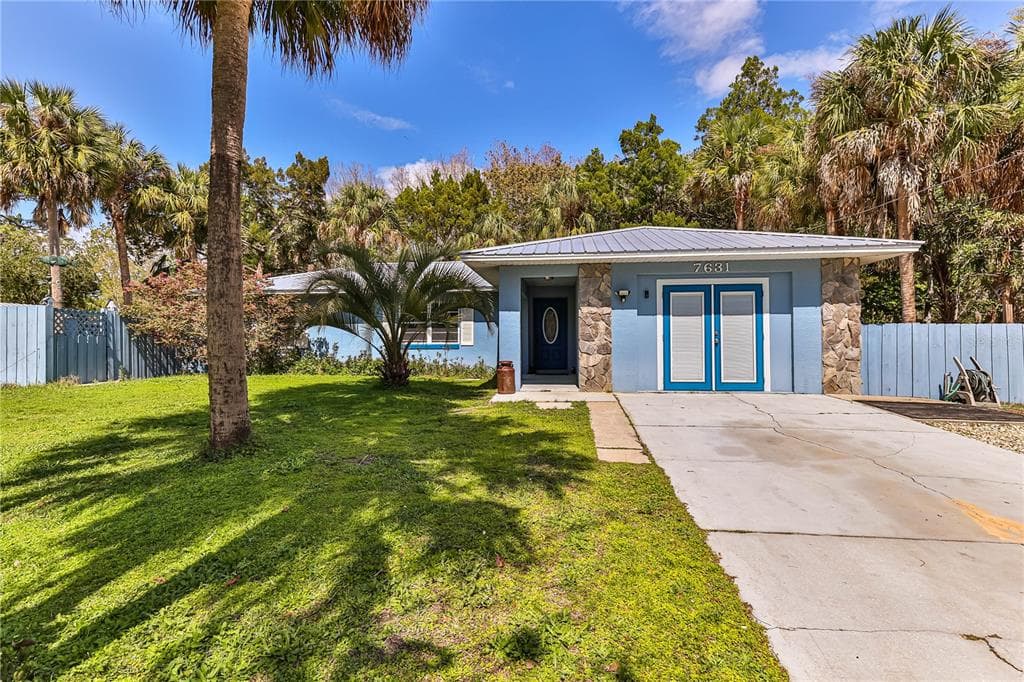 7631 W RADIANCE LANE HOMOSASSA, FL 34448
