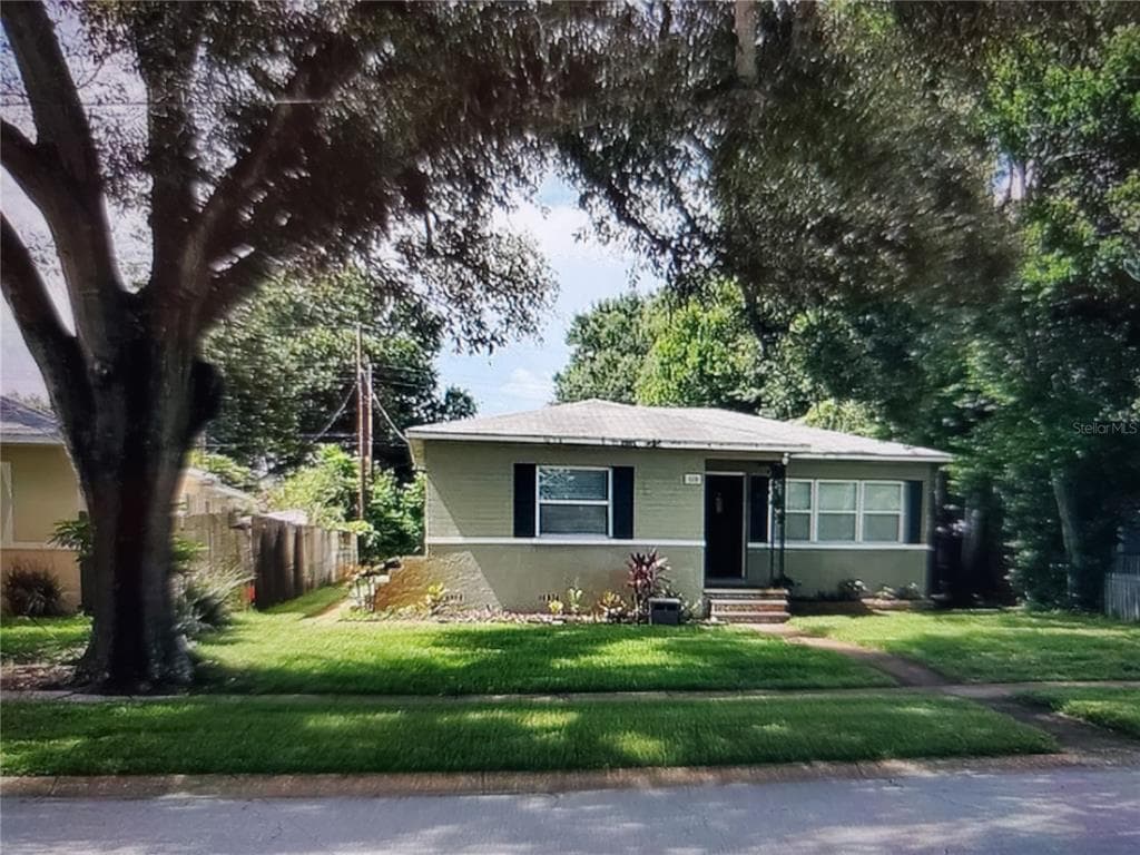 1685 21ST AVENUE N ST PETERSBURG, FL 33713