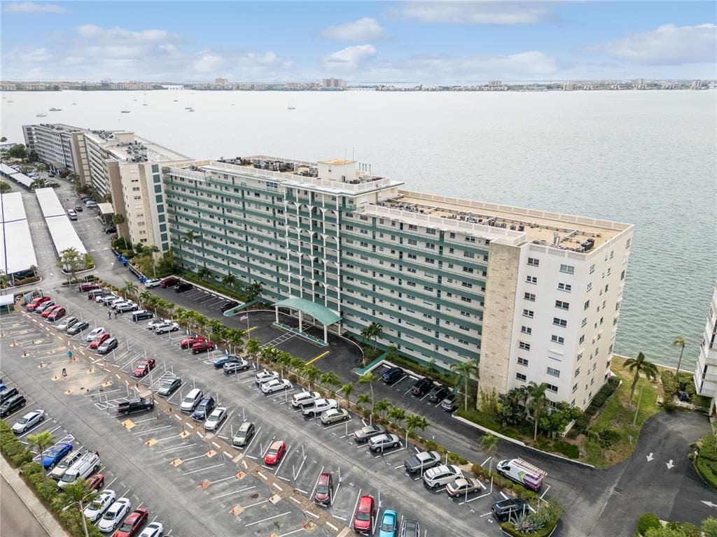 6020 SHORE BOULEVARD S UNIT 1003 GULFPORT, FL 33707