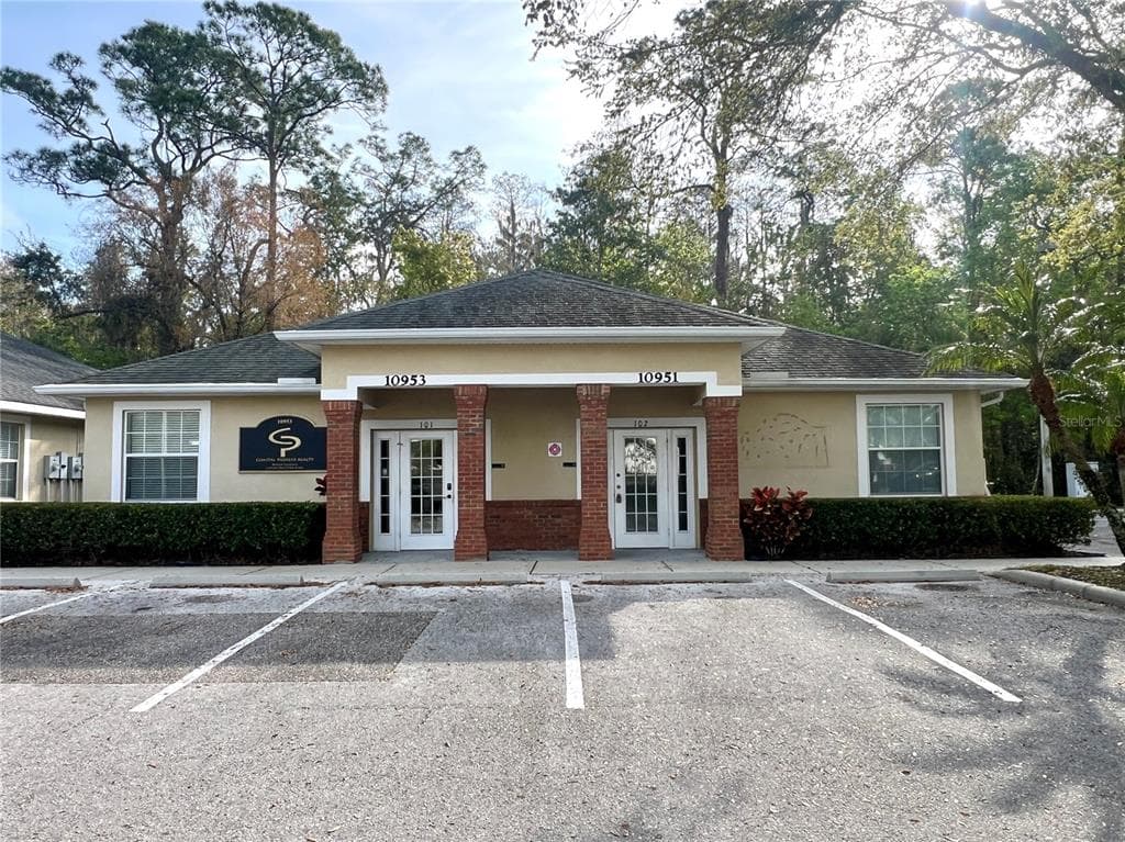 10951 COUNTRYWAY BOULEVARD TAMPA, FL 33626