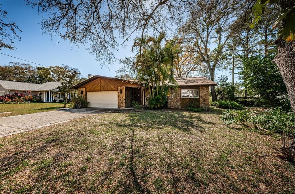 4950 26TH AVENUE N ST PETERSBURG, FL 33710