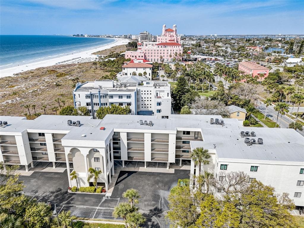 3200 GULF BOULEVARD UNIT 208 ST PETE BEACH, FL 33706