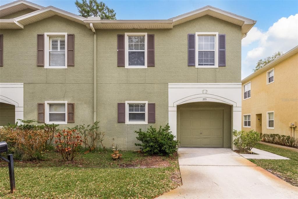205 ASHLEY COURT DUNEDIN, FL 34698