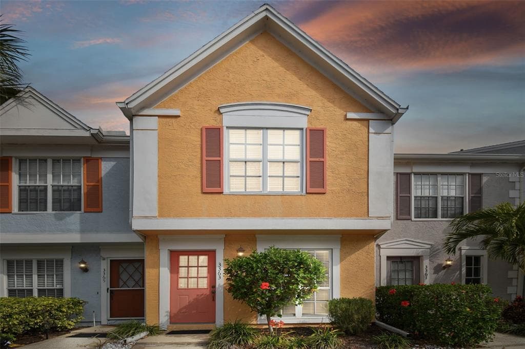 3363 W WYOMING CIRCLE UNIT 3363 TAMPA, FL 33611