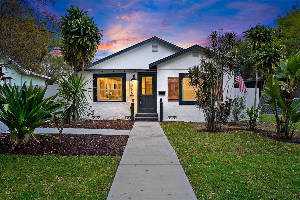 3036 EMERSON AVENUE S ST PETERSBURG, FL 33712