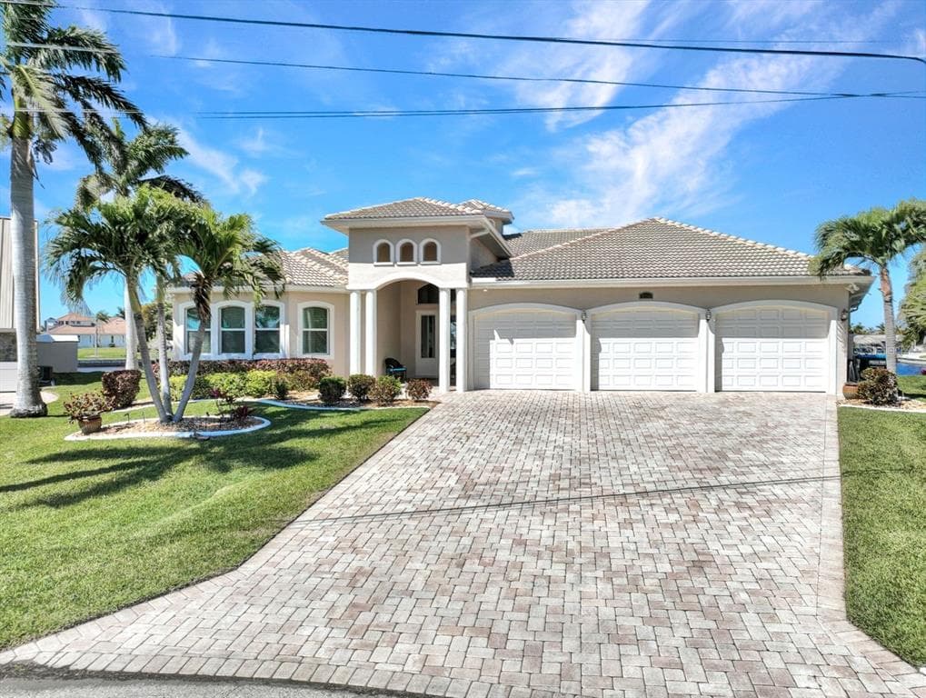 2319 SW 45TH TERRACE CAPE CORAL, FL 33914