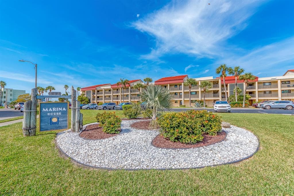 868 BAYWAY BOULEVARD UNIT 306 CLEARWATER, FL 33767