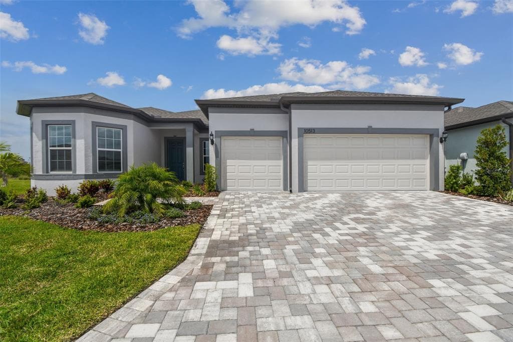 10513 SEA PINES PLACE PARRISH, FL 34219