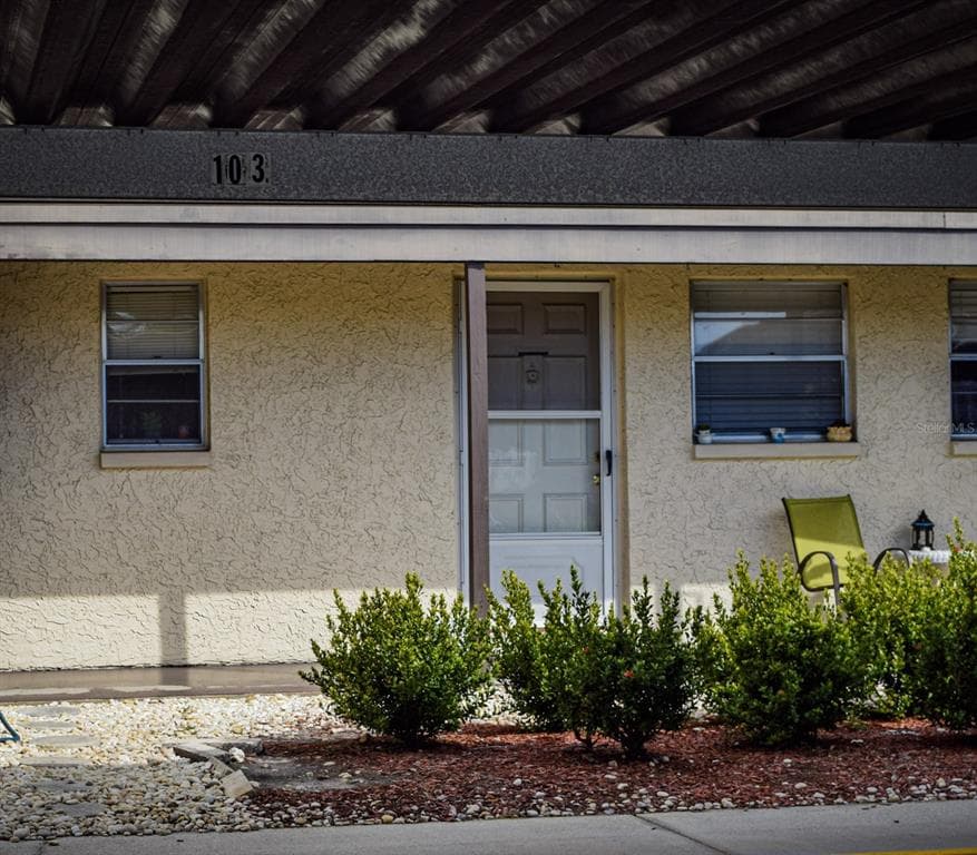 4829 ONYX LANE UNIT 103 NEW PORT RICHEY, FL 34652