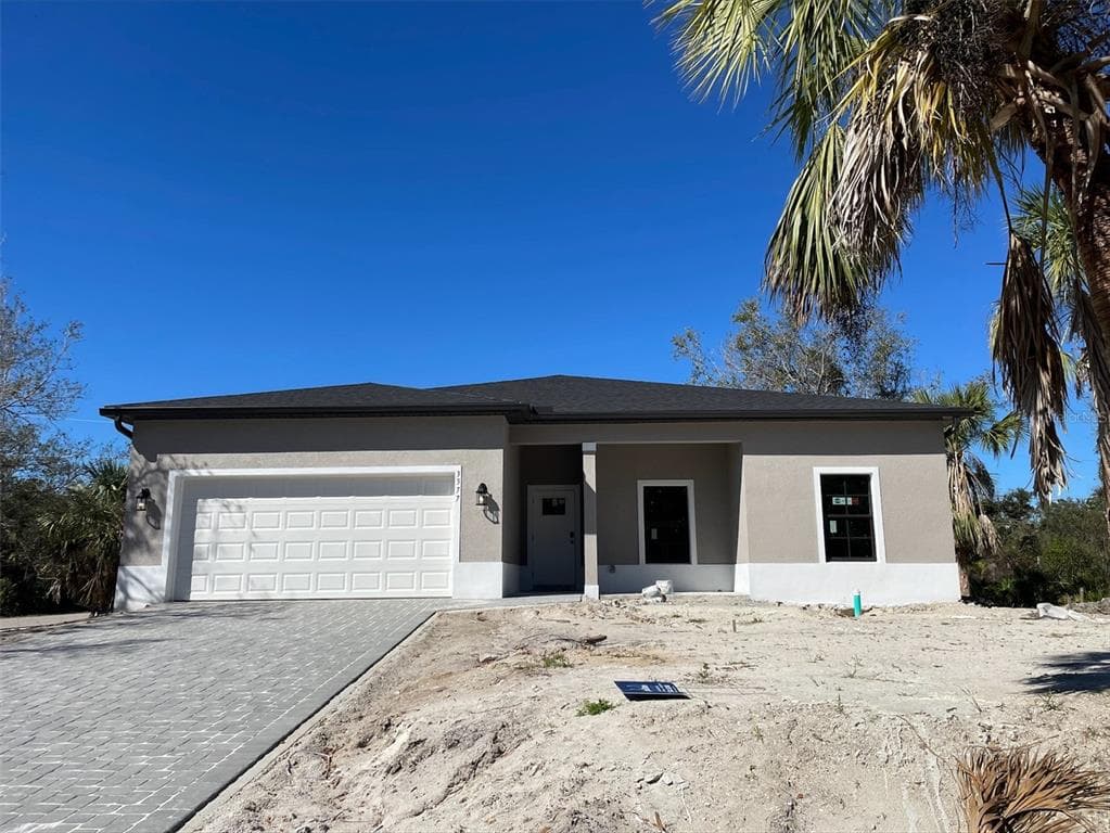 915 NW 6TH PLACE CAPE CORAL, FL 33993