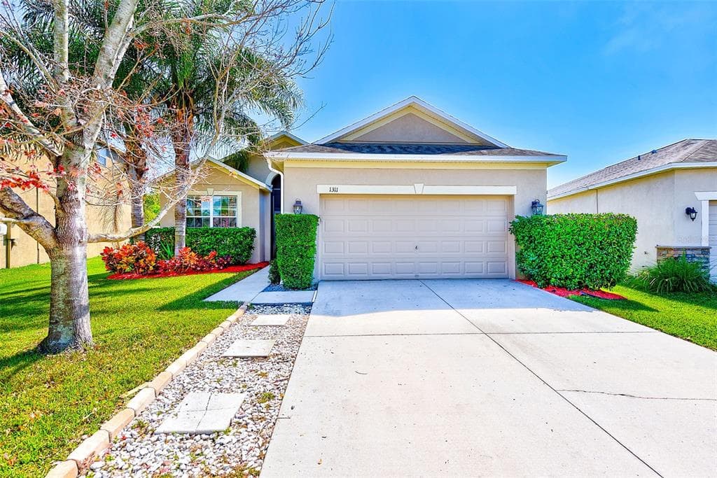 1311 OAK POND STREET RUSKIN, FL 33570