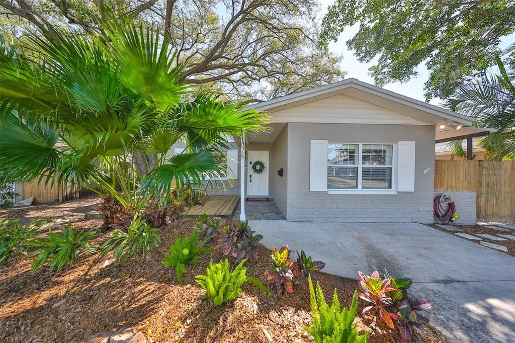 1826 MONTANA AVENUE NE ST PETERSBURG, FL 33703
