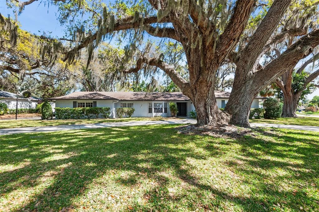 3036 46TH AVENUE E BRADENTON, FL 34203