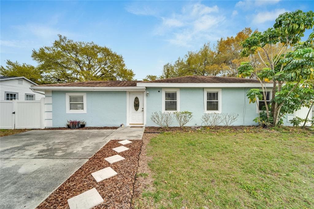 6704 S GABRIELLE STREET TAMPA, FL 33611