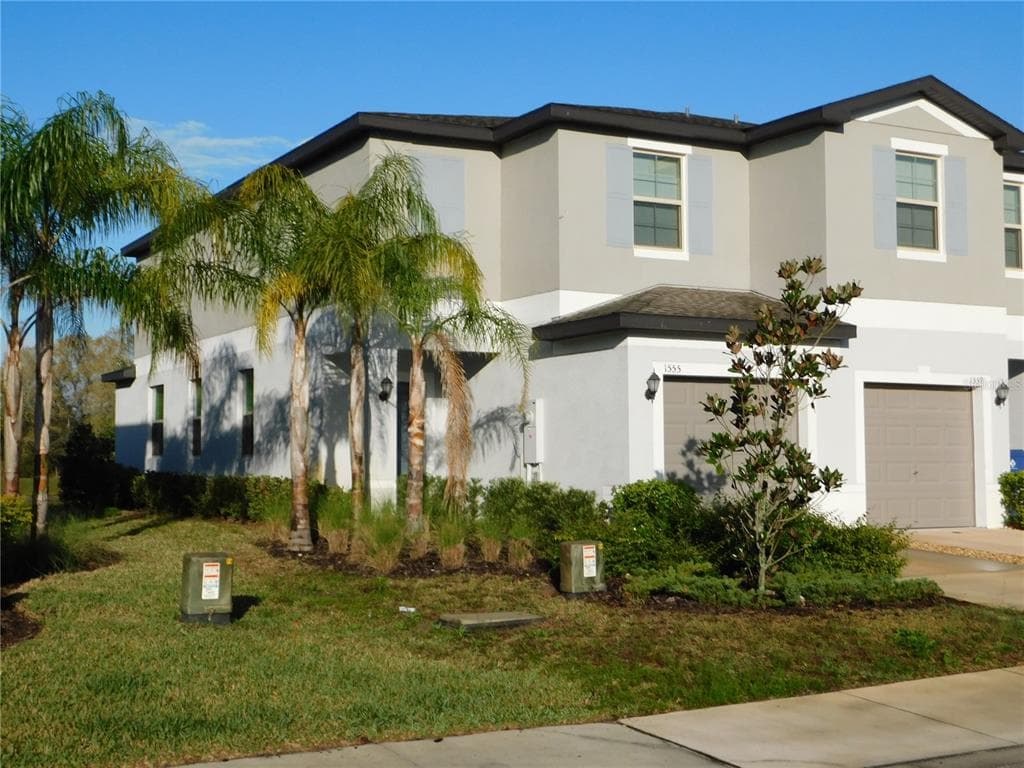 1555 CASSIUS STREET LUTZ, FL 33549