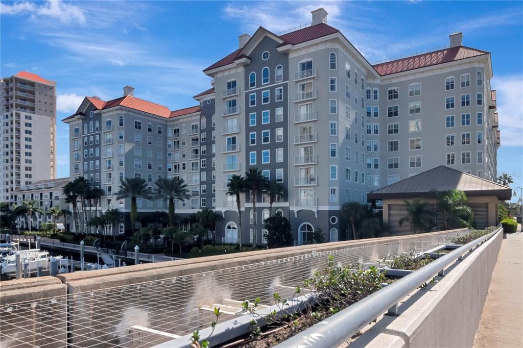 700 HARBOUR ISLAND UNIT 407 TAMPA, FL 33602