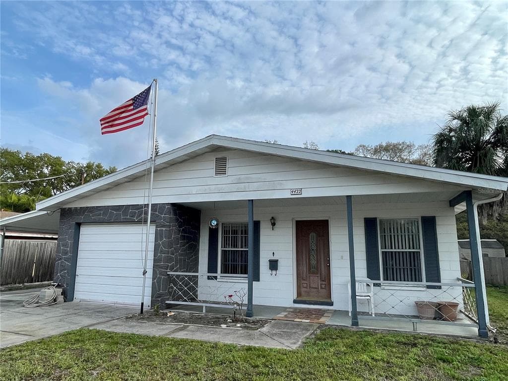 4422 W PRESCOTT STREET TAMPA, FL 33616