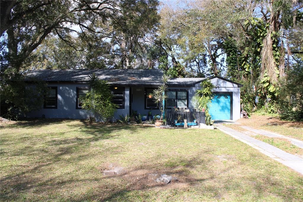 1715 N ALEXANDER ROAD TAMPA, FL 33603