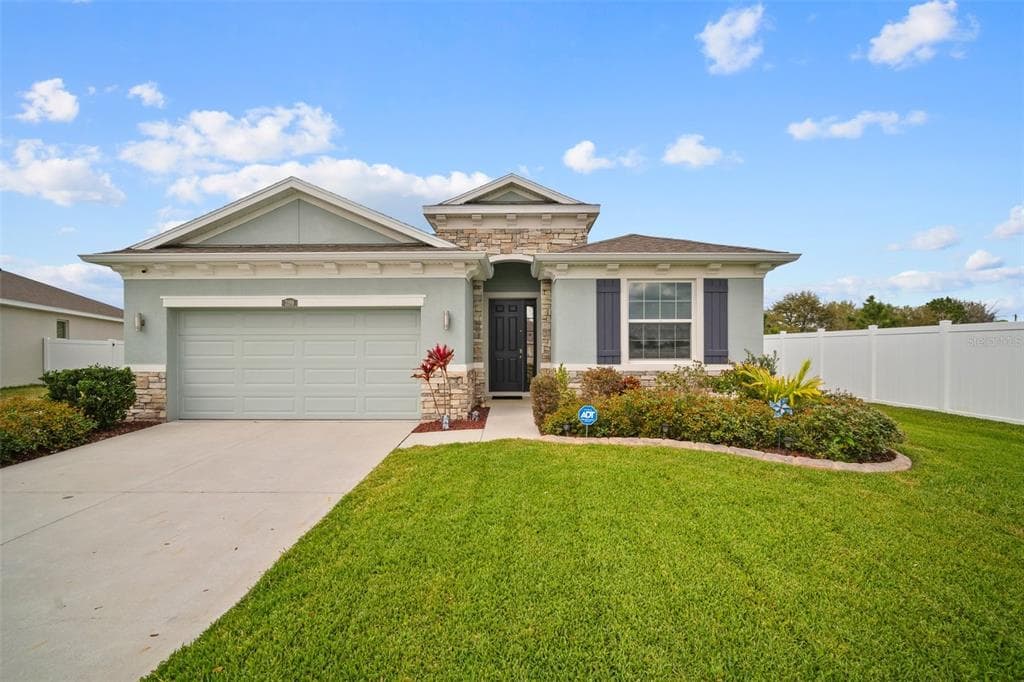 7199 BOXER ROUND PLACE ZEPHYRHILLS, FL 33541