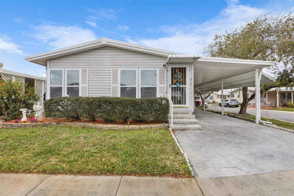 1001 STARKEY ROAD UNIT 613 LARGO, FL 33771
