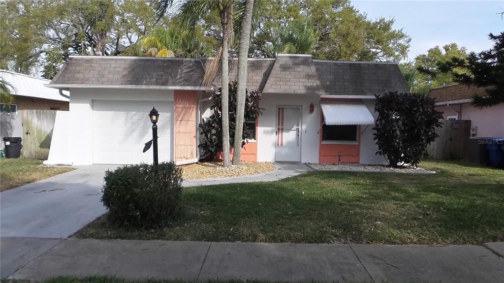 12239 MALLORY DRIVE LARGO, FL 33774