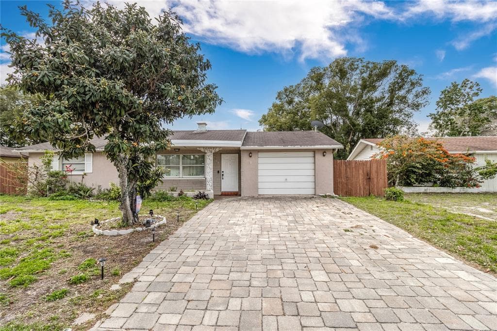 7904 EUGENE DRIVE PORT RICHEY, FL 34668