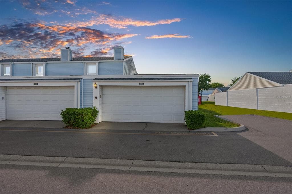 11811 CYPRESS CREST CIRCLE TAMPA, FL 33626