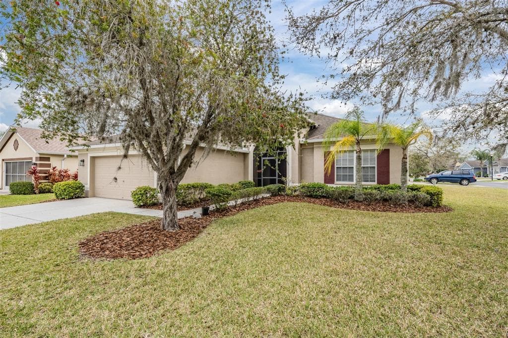 9720 ROLLING CIRCLE SAN ANTONIO, FL 33576