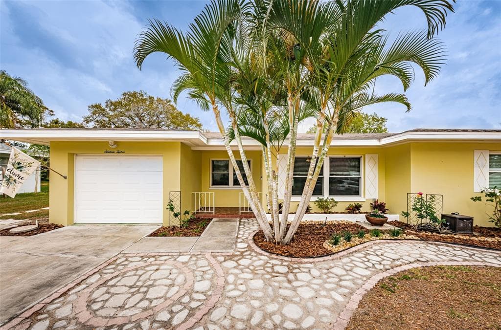 1612 FRUITWOOD DRIVE CLEARWATER, FL 33756