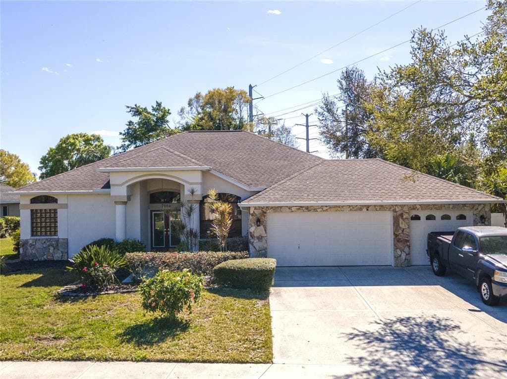 7304 49TH AVE E BRADENTON, FL 34203