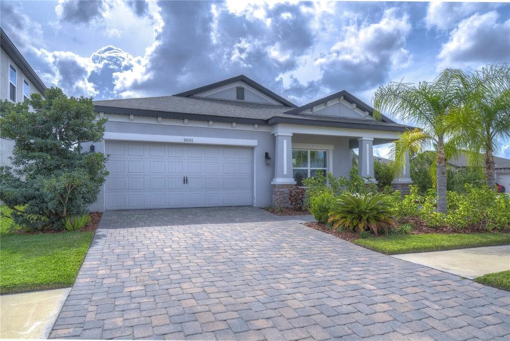 10101 TUSCAN SUN AVENUE