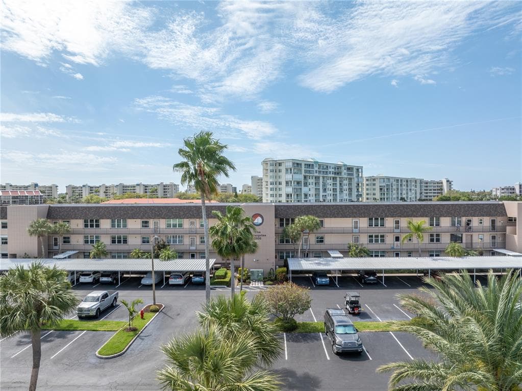 7930 SUN ISLAND DRIVE S UNIT 104 SOUTH PASADENA, FL 33707