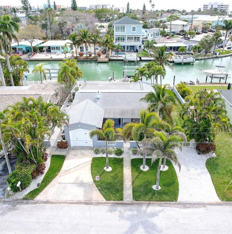 321 E MADEIRA AVENUE