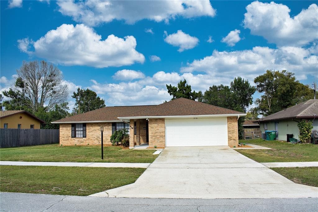 218 DARTMOUTH STREET DELTONA, FL 32725