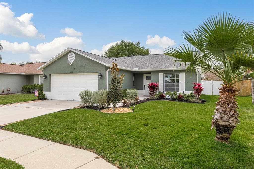 8615 HUNTFIELD STREET TAMPA, FL 33635