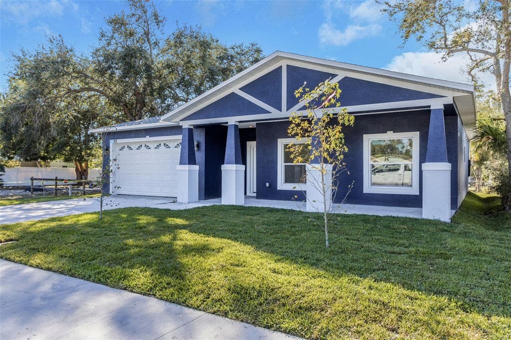 302 ARCHIMEDES STREET DUNEDIN, FL 34698