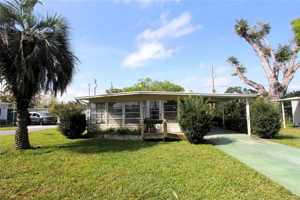 6021 RIDGEWOOD DRIVE ZEPHYRHILLS, FL 33542